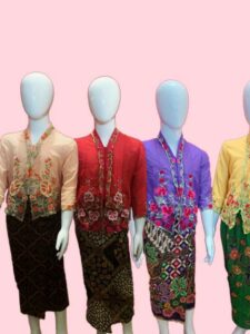 Traditional Malay Baju Kebaya • Costume Shop Singapore